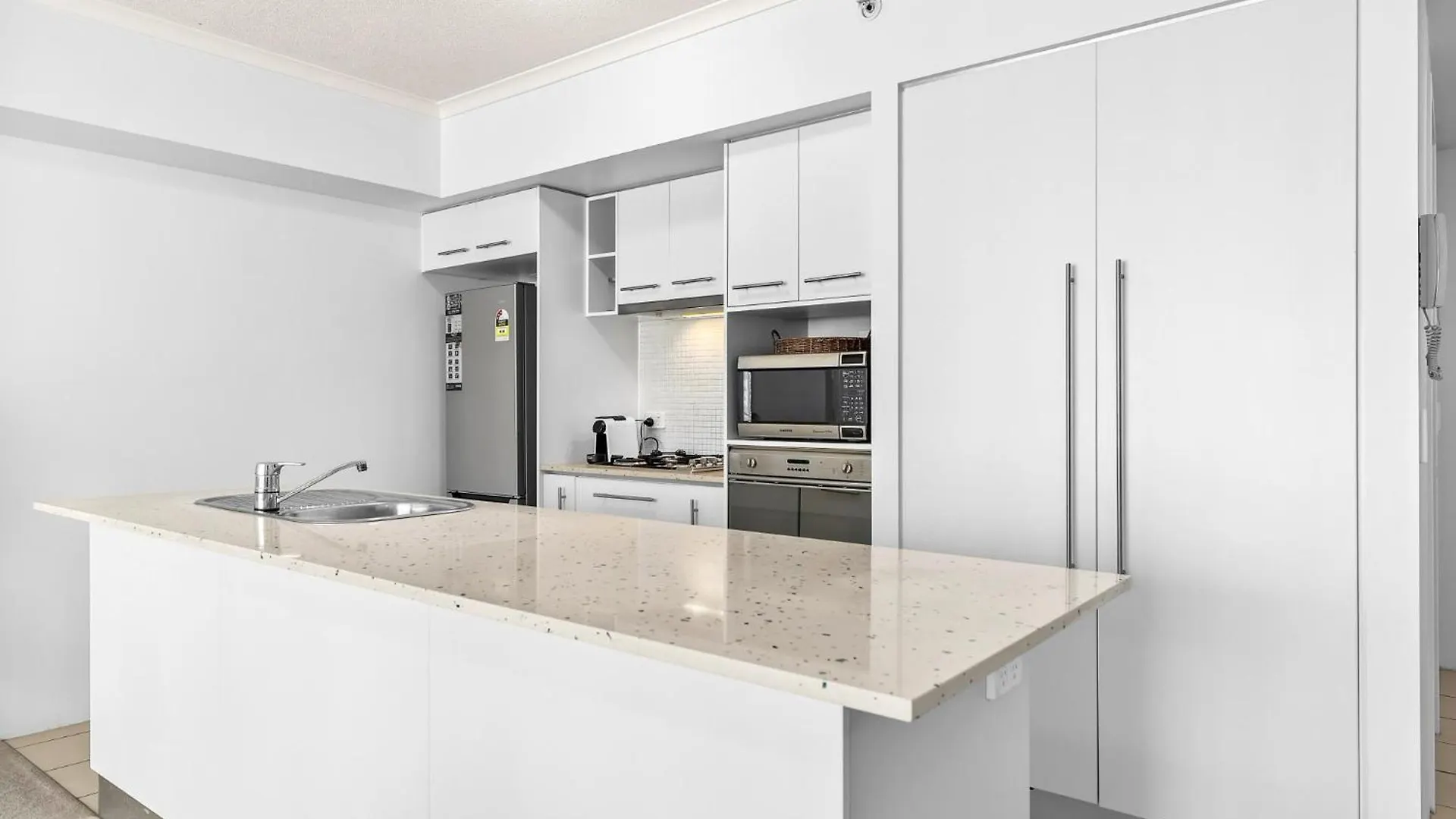 شقة 1-Bed Brisbane City Centre With Pool, Bbq & Gym